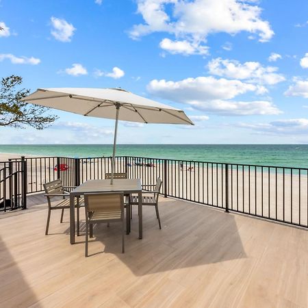 בראדנטון ביץ' Seabreeze At Anna Maria Island Inn מראה חיצוני תמונה