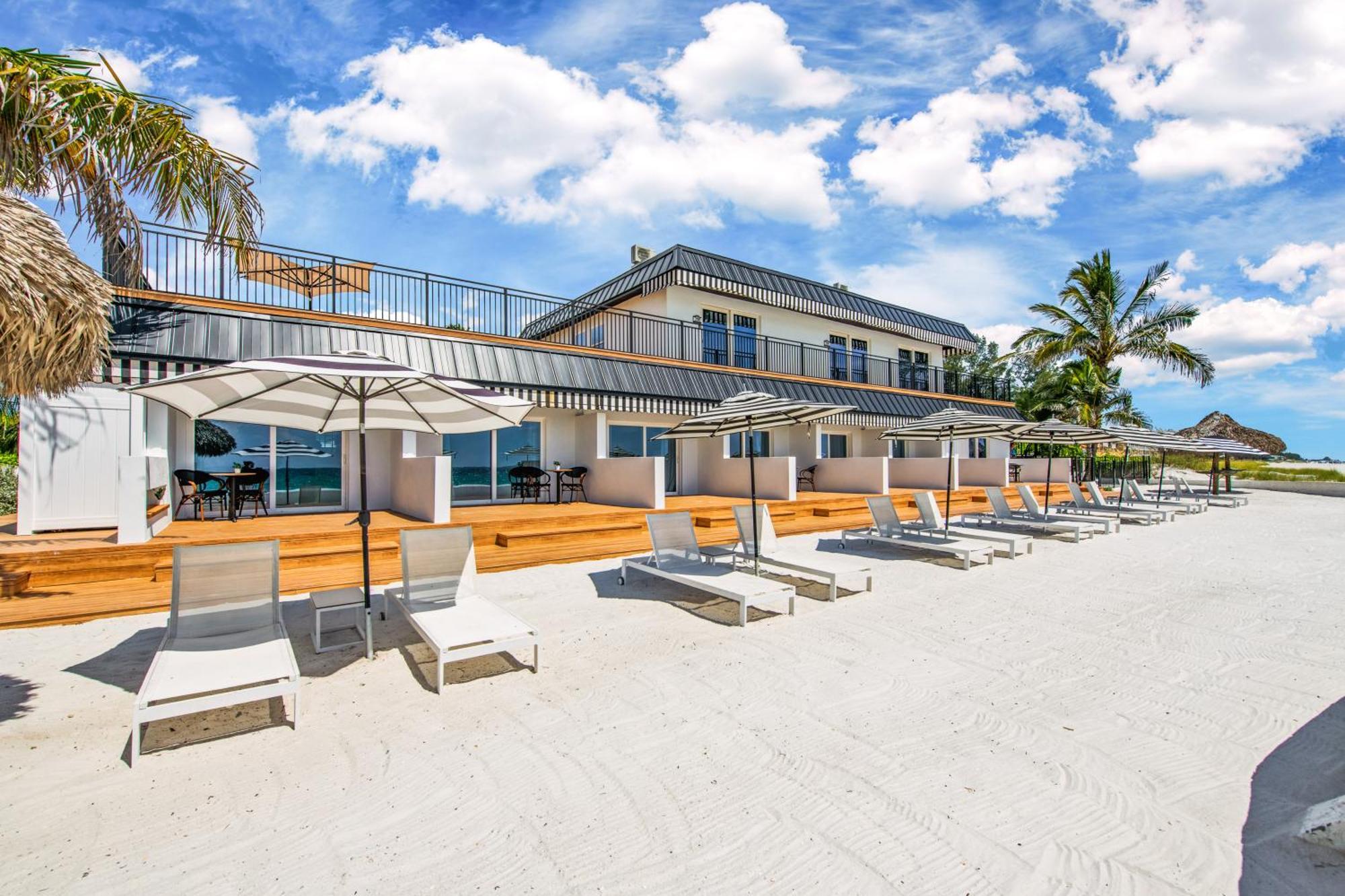 בראדנטון ביץ' Seabreeze At Anna Maria Island Inn מראה חיצוני תמונה